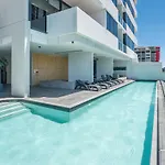 Serain Residences On Merivale Street