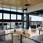 One Bedroom Apartment In South Brisbane