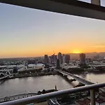 Oasis Retreat Level 27 In Casino Towers