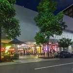 Modern Homely 2Br Apt W Parking Bowen Hills