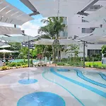 Montague Metropolitan - Brisbane Cityscape Oasis
