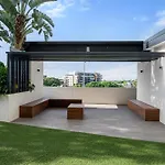 13Q Boutique 1 Bedroom Abnb-Style Apartment, Central Location