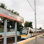 Terrific & Tranquil! 1Bed/1Bath/Balcony~ Clayfield