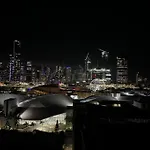 Stylish 1Br Apt W Infinite Pool In South Brisbane