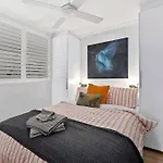 The Sanctuary! 1bed, 1bath, 1car, Pool~teneriffe * Brisbane