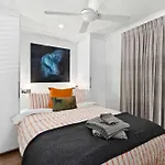 Apartment The Sanctuary! 1bed, 1bath, 1car, Pool~teneriffe Brisbane