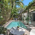 Apartment The Sanctuary! 1bed, 1bath, 1car, Pool~teneriffe *