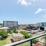 Modern 2-Bed 2-Bath - Walk To Hospital & Westfield