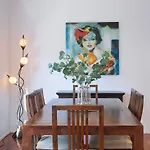 Paddington Cottage - A Classic Queenslander Stay