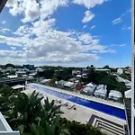 2-Bed With Pool Gym Parking And Balcony