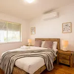 Peaceful 3Beds Affordable Home Near Bne Airport