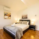 Peaceful 3Beds Affordable Home Near Bne Airport