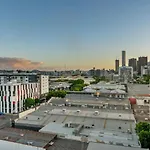 Rooftop Pool And View Stylish 2Bed With Ducted Ac