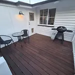 Classic Getaway 2 Bdrm Plus Pool
