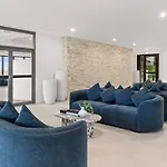 Apartment 1 Bedroom In Queens Wharf