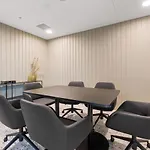 1 Bedroom In Queens Wharf Apartment Brisbane