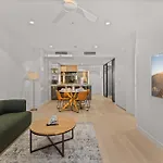 Cassa Qw - Queens Wharf Modern Apartments Managed By The Cassa