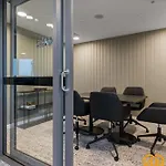 1 Bedroom In Qwr Pool Casino River Views