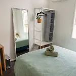Hot Tub, Ice Bath, Gym, Sauna, Pool Table Coorparoo Haven
