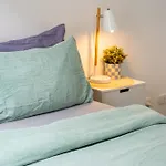 Homestay Hot Tub, Ice Bath, Gym, Sauna, Pool Table Coorparoo Haven