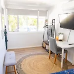 Homestay Hot Tub, Ice Bath, Gym, Sauna, Pool Table Coorparoo Haven Brisbane