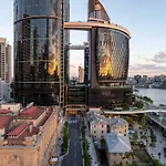3Br Apt In Queen\'S Wharf - Level 29 With City And Panoramic Views