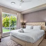 The Airport Stop Spacious House & Sky Base * Brisbane