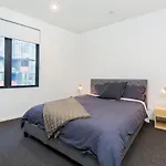 Stunning River Views 2b *