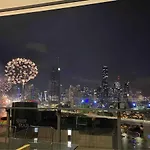 Stunning River Views 2b *