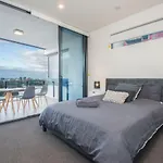 Stunning River Views 2b * Brisbane