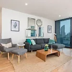 Apartment Stunning River Views 2b