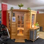 Hot Tub, Ice Bath, Gym, Sauna, Pool Table Coorparoo Haven