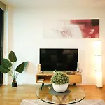South Brisbane Epicentre - 1 Bedroom Apartment