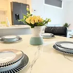 Apartment Premium Chermside Penthouse - Next To Westfield Brisbane