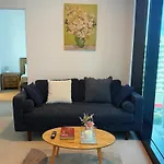 Skytower Level 10 Relaxed 2Br With City Access C17