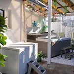Homestay Hot Tub, Ice Bath, Gym, Sauna, Pool Table Coorparoo Haven