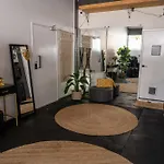 Hot Tub, Ice Bath, Gym, Sauna, Pool Table Coorparoo Haven * Brisbane