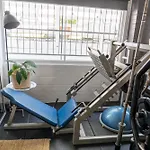Hot Tub, Ice Bath, Gym, Sauna, Pool Table Coorparoo Haven Brisbane