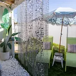 Homestay Hot Tub, Ice Bath, Gym, Sauna, Pool Table Coorparoo Haven