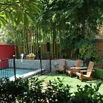 Plantation Red Hill