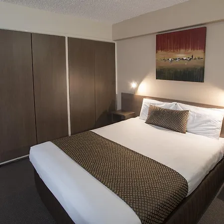 Motel The Metropolitan Spring Hill 4*