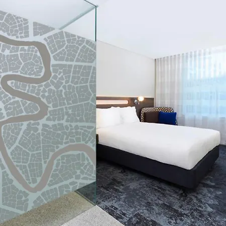Holiday Inn Express Brisbane Central By Ihg Hotel