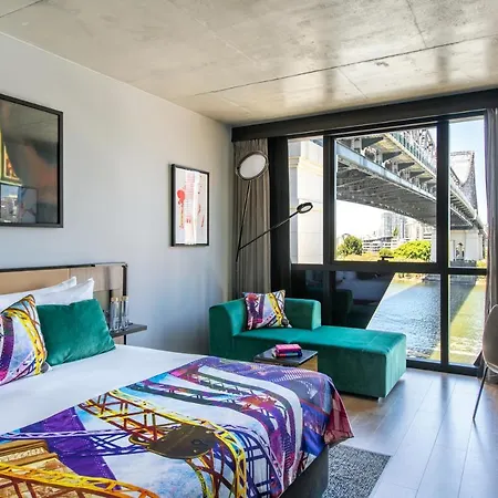 Crystalbrook Vincent 5*