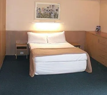 The Metropolitan Spring Hill Motel