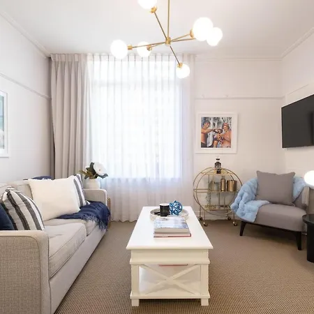 St Tropez Brisbane