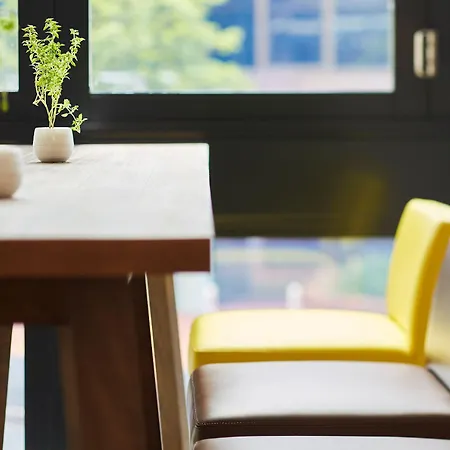Holiday Inn Express Brisbane Central By Ihg 4*