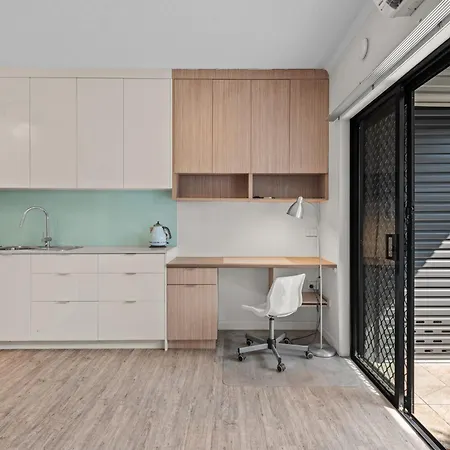 Peaceful Urban Sanctuary Apartment Brisbane