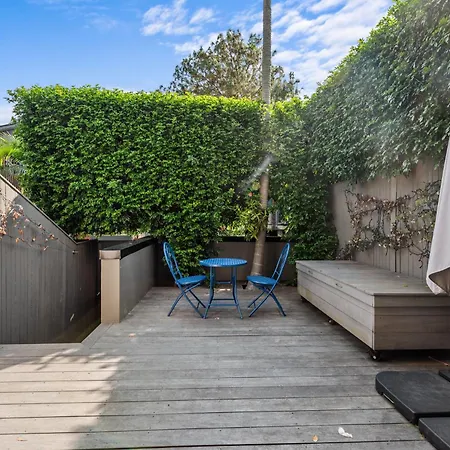 Peaceful Urban Sanctuary Apartment Brisbane