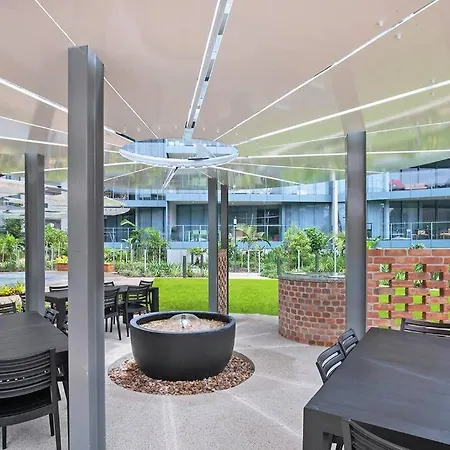 Montague Metropolitan - Cityscape Oasis * Brisbane