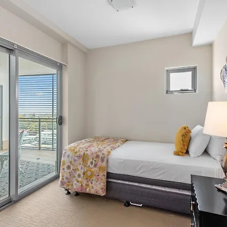 Aparthotel Proximity Waterfront 5*